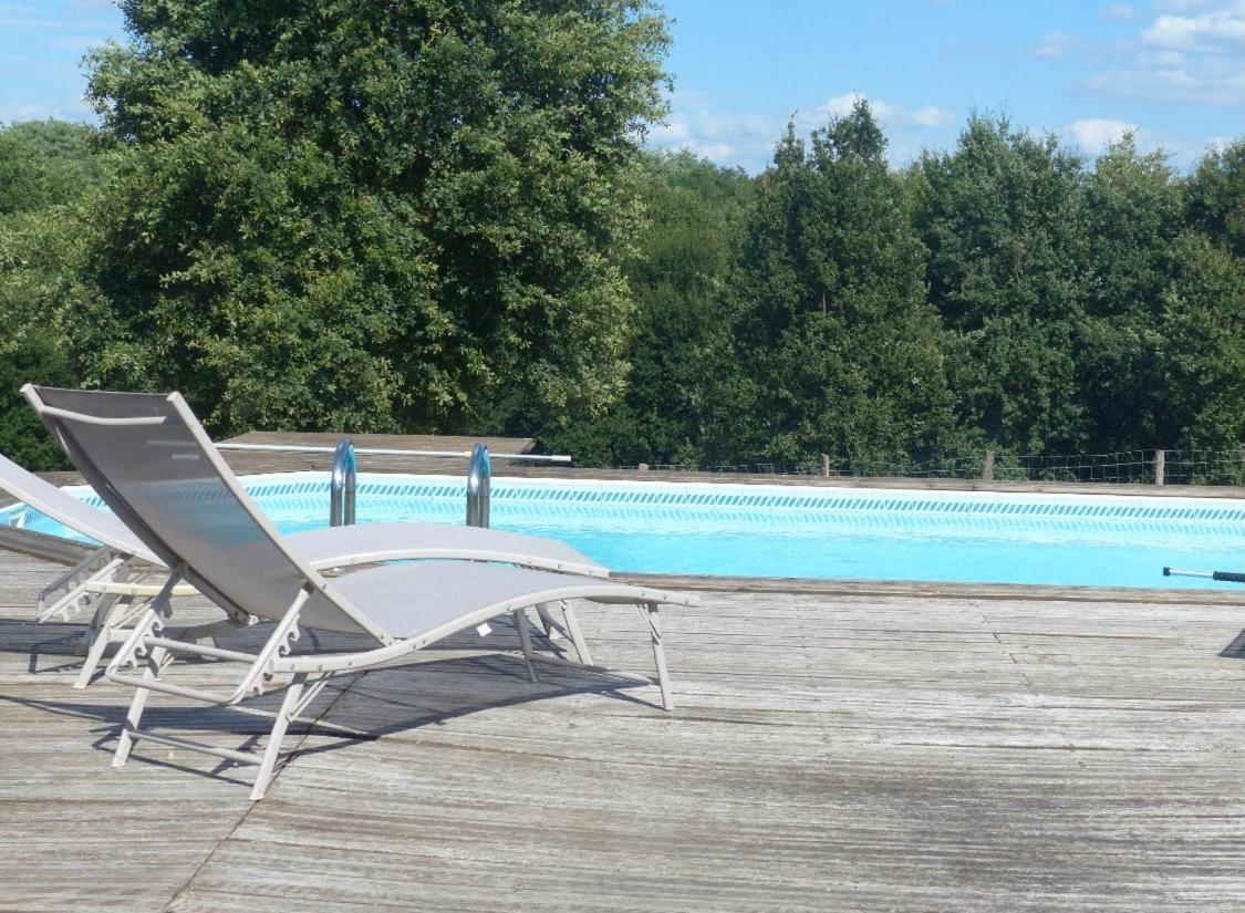 Chambres D'Hotes - Piscine - Wifi - Les Hauts D'Eleisa Meilhan-sur-Garonne Exteriér fotografie